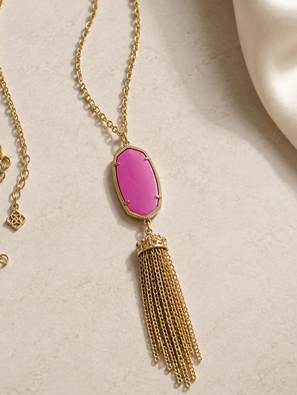 Kendra Scott Rayne Magenta Magnesite Tassel Pendant Necklace Gold Tone